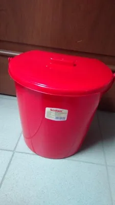Zdjęcie produktu dla wiadro przyścienne 11l. + pokrywka BT