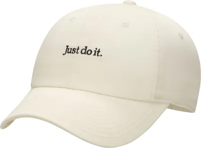 Produktbild von Nike U Nk Club Cap U Cb Jdi L Coconut Milk/Black M/L