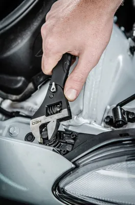 Obrázok produktu pre Nastaviteľný kľúč NEO TOOLS s račňou 200 mm