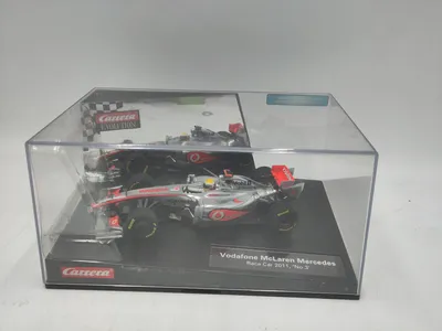 Produktbild von Carrera 20027394 - Evolution Vodafone McLaren Race Car 2011, No.3