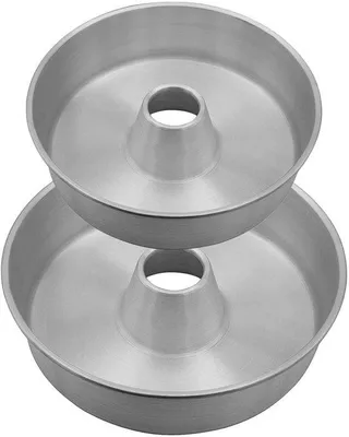 Produktbild von Famanu Set von 2 Savarin Backformen, runde Aluminiumkuchenformen mit Antihaftbeschichtung - 24 und 28 cm
