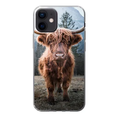 Produktbild von MuchoWow® Handyhülle Schutzhülle Hülle für iPhone 12 Schottischer Highlander - Berg - Tier Silikon Softcase Handy Hülle - Schutzhülle