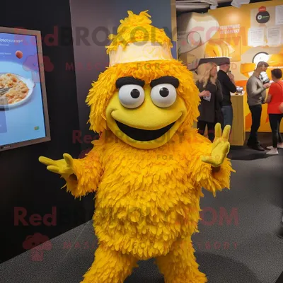 Immagine prodotto di Personaggio del costume della mascotte REDBROKOLY Paella gialla vestito con pagliaccetto e spille