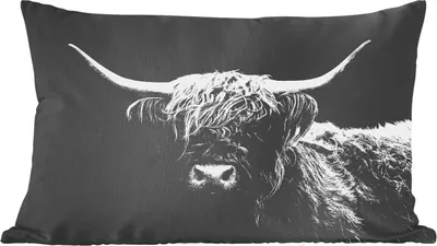 Produktbild von MuchoWow® Zierkissen Sofakissen Wohnzimmer Dekokissen 60x40 cm Schottisches Hochlandrind - Kuh - Schwarz - Weiß - Tiere - Kopfkissen - Polster mit Foto
