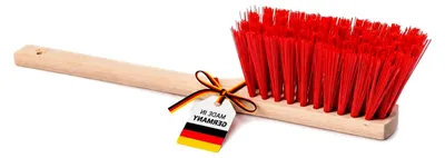 Produktbild von Langstiel-Handfeger mit 43 cm Länge und roten Kunststoffborsten, Holzgriff