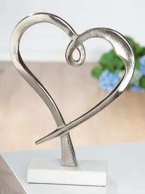 Produktbild von Gilde Herz auf Marmor Base silber, Base weiß L= 8,0 cm B= 24,0 cm H= 33,0 cm 60469