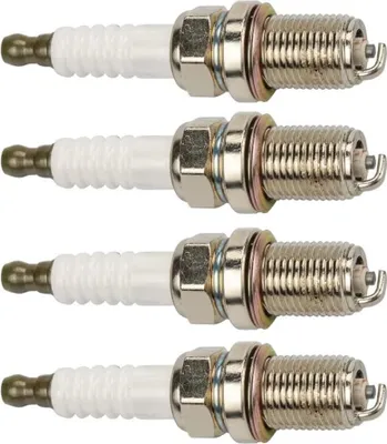 Zdjęcie produktu dla 4 świece zapłonowe zamienne do silnika kosiarki Champion RC12YC Briggs and Stratton 491055 491055S 692051 792015 491055T 5066 Kohler 25 132 12-S JD M78543 531308128