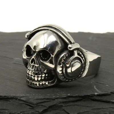Produktbild von Ring Silber aus Edelstahl - DJ SKULL 58