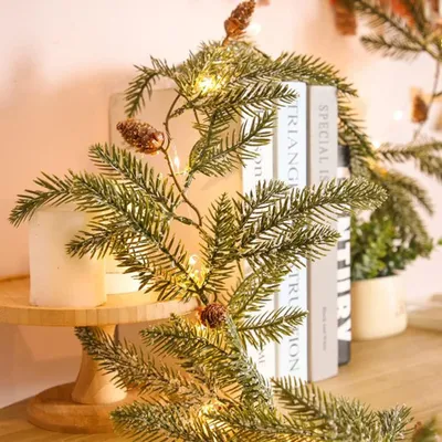 Produktbild von Weihnachtsgirlande mit Beleuchtung 20LEDs,Tannengirlande Lichterkette 1.8m Batteriebetrieben Deko Treppe Fenster Tür Tisch(Tannenzapfen)