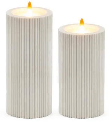 Produktbild von com-four® 2x LED Kerzen mit Timer - flammenlose Stumpenkerze 12,5 / 15 cm