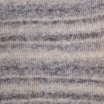Produktbild von DROPS Fabel Sockengarn 602 Silberfuchs, langlebig & maschinenwaschbar