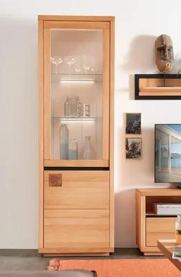 Produktbild von Vitrine 65x205cm "Bergamo" Kernbuche geölt WZ-0159