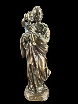 Obrázok produktu pre Svätý Jozef s Ježiškom – dekoratívna figúrka z bronzovej farby, ručne maľovaná, 7 cm × 7 cm × 21 cm, model WU76039A4