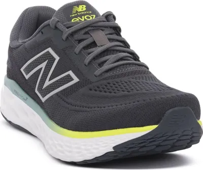 Image de Chaussures New Balance MEVOZ60R