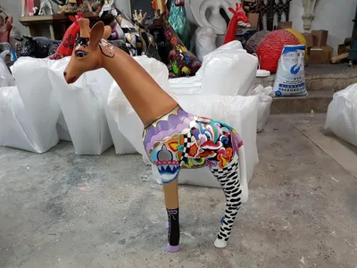 Immagine prodotto di Decorazione astratta figura statua scultura figure statue sculture giraffa giraffa