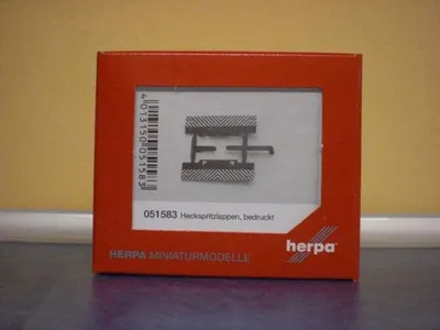 Produktbild von Herpa 051583 - 1/87 Heckspritzlappen für Auflieger und LKW - Neu