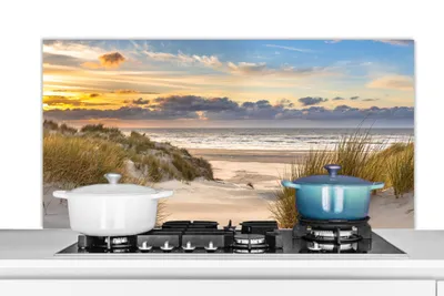 Produktbild von KitchenYeah® Spritzschutz Küche - Küchenrückwand - Wandschutz für Herd und Spüle - Strand - Düne - Gras - Sonnenuntergang - Meer 120x60 - Alu-Dibond (Alternative zum Spritzschutz aus Glas) - Hitzebes