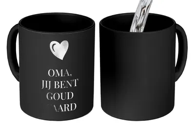 Produktbild von KitchenYeah® Zauber Tasse Zaubertasse Magic Oma - Du bist Gold wert - Muttertag - Geschenk - schwarz-weiß 350 ml Farbwechsel Becher Geschenk Geschenkidee - Magic-Tasse - Fototasse - Keramiktassen - Bi