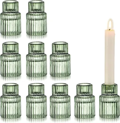Produktbild von Glas-Kerzenhalter, Grün: Set mit 10 Kerzenhaltern im Tropfenstil, gerillte Kerzenhalter für Wohnzimmer, kleine Kerzenständer für Hochzeit, Party, Tischdekoration