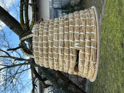 Produktbild von Elmato 18081 Bienenkorb ohne Boden Bienenhaus Hummelhaus aus Stroh und Holzrinde, 34x35cm