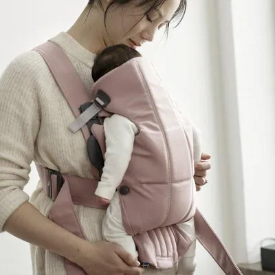 Produktbild von Famanu Tragehilfe Ergonomisch - Komfortable Babydragetasche