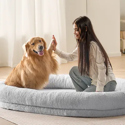 Produktbild von VEVOR Hundebett für Menschen, 183 x 122 x 25 cm,Hundebett in Menschengröße mit waschbarem Bezug aus Kaninchenfellimitat, orthopädischem Eierschaum, Aufbewahrungstasche, großes Bohnenbett