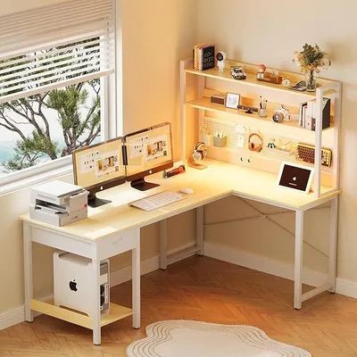 Produktbild von Schreibtisch mit Lochwand 135 x 90 cm Eckschreibtisch mit Regal Gaming Schreibtisch Groß mit Steckdosen & USB Ladeanschluss Gaming Tisch L Form mit Stauraum Holz Weiß