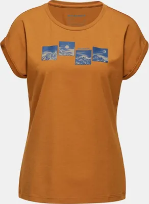 Oranges T-Shirt mit Bergmotiv und Sonnenaufgang; Modell "Mountain T-Shirt Day and Night" von Mammut.