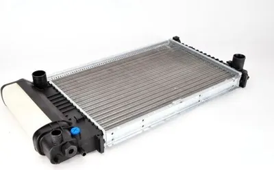 Produktbild von THERMOTEC D7B017TT Kühler Wasserkühler Motorkühler für BMW 5 Limousine (E34) 3 Cabrio (E36) 5 Touring (E34)