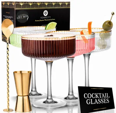 Produktbild von Elzusha – Set aus 4 Cocktailgläsern mit geripptem Rand und Zubehör