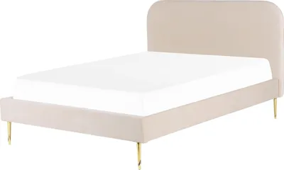 Produktbild von BELIANI Bett Beige Samtstoff mit Lattenrost 140 x 200 cm Metallfüße Gold hohes Kopfteil Retro Glamourös Polsterbett Doppelbett Schlafzimmer