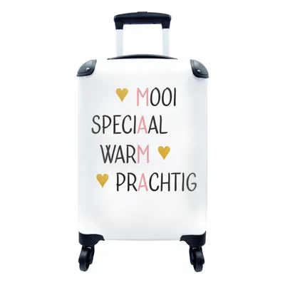Produktbild von MuchoWow® Koffer Handgepäck Trolley Rollkoffer Kleine Reisekoffer mit 4 Rollen - Muttertag - Zitat - Rosa - Mama - Cabin Size < 55x40x23 cm & 55x40x20 cm - Fotokoffer - Kabinenkoffer - Boardgepäck - Reise-Box - Reisekoffer - Reisegepäck - Koffer mit Bild - Trolley für Kinder