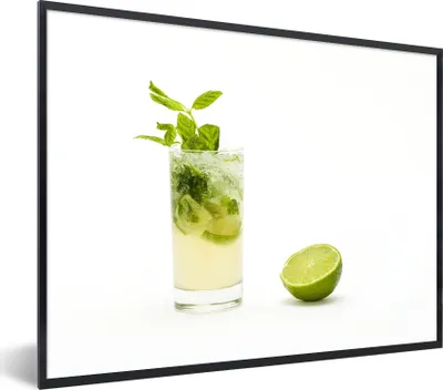 Produktbild von MuchoWow® Gerahmtes Poster Mojito mit frischen Minzblättern und Limette auf zerstoßenem Eis 40x30 cm - Poster mit Schwarzem Bilderrahmen Wandposter Rahmen Foto Bilder - Kunstposter - Wanddekorationen