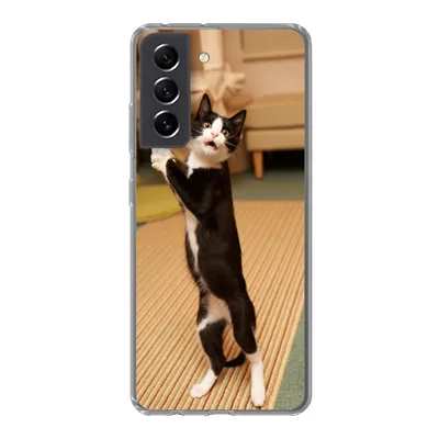 Produktbild von MuchoWow® Handyhülle Schutzhülle Hülle für Samsung Galaxy S21 FE Katze - Wohnzimmer - Schwarz Silikon Softcase Handy Hülle - Mobiltelefonhülle