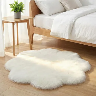 Productafbeelding van Pluizig tapijt van imitatieschapenvacht - 90 x 90 cm, wasbaar, antislip, wit