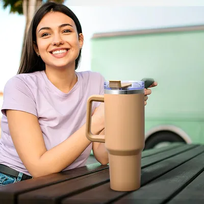 Immagine prodotto di Lekfreie Reiskoffiemok con Handvat 1200 ml - tazza isolata per il viaggio - borraccia in acciaio inox per il campeggio - blu chiaro