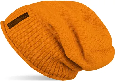 Produktbild von styleBREAKER Uni Beanie Mütze mit Fleece Innenfutter und Label | Warme Winter Strickmütze aus Feinstrick | Elastische Longbeanie für Damen und Herren