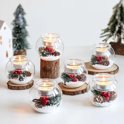 Productafbeelding van Theelichthouder Kerstmis kandelaar kerstdecoratie binnen: Hewory 6 stuks tafeldecoratie kerstdecoratie theelichtglazen met rode bessen dennenappels
