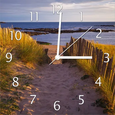 Produktbild von Wallario Design Wanduhr Weg durch die Dünen zum Meer an der Küste aus Echtglas, Größe 30 x 30 cm