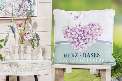 Immagine prodotto di Gilde Kissen, quadratisch, "Fliederblüte", Spruch, Polyester, lila, weiß, VE 3, B. 45 cm, H. 45 cm 51988