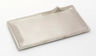 Produktbild von Kerzenteller, Dekoteller rechteckig Messing vernickelt Silber (Innen 15,5 x 7 cm)