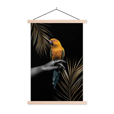 Produktbild von MuchoWow® Textilposter Grün - Papagei - Pflanzen 120x180 cm mit holzfarbenen Rahmen - Textil-Plakat