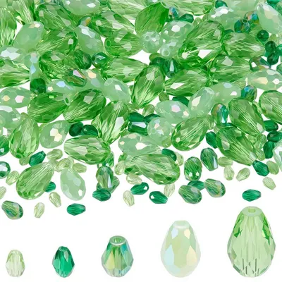 Imagen del producto de 280 cuentas de vidrio verde facetadas para manualidades