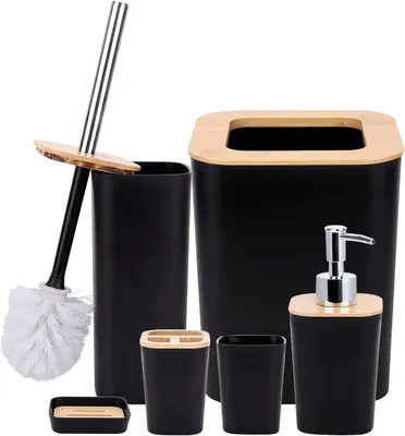 Produktbild von 6-teiliges Badezimmer-Accessoire-Set aus Bambus, bestehend aus Lotionflaschen, Seifenschale und Toilettenbürste.