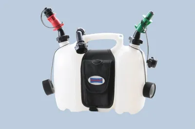 Produktbild von Hünersdorff Doppelkanister Profi natur mit Satteltasche / 1 Auslaufrohr / Einfüllsystem Kraftstoff + Öl, 6+3L - 804962