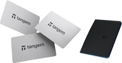 Immagine prodotto di Portafoglio Tangem 3 carte + portacarte Tangem Advantage Bundle - Bianco