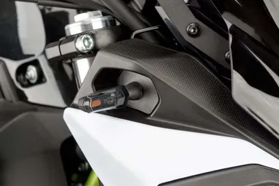 Image de Kit de clignotants PUIG 9317N, compatible avec la CFMOTO 700MT, noir