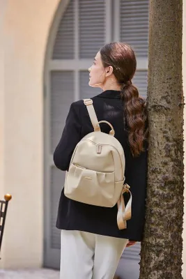 Image de Petit sac à dos pour femme, léger et élégant, couleur abricot