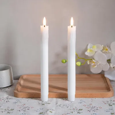 Image de 2 bougies LED en forme de chandeliers, lumière blanche chaude, 19 cm, sans flamme, électriques, fonctionnant sur piles, idéales pour la décoration de Noël, de mariages, de fêtes, blanches