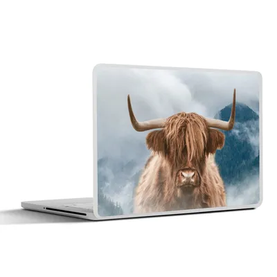 Produktbild von MuchoWow® Laptop Aufkleber Sticker Cover Schottischer Highlander - Berg - Nebel 30x21 cm - Sticker für Laptop - Selbstklebend